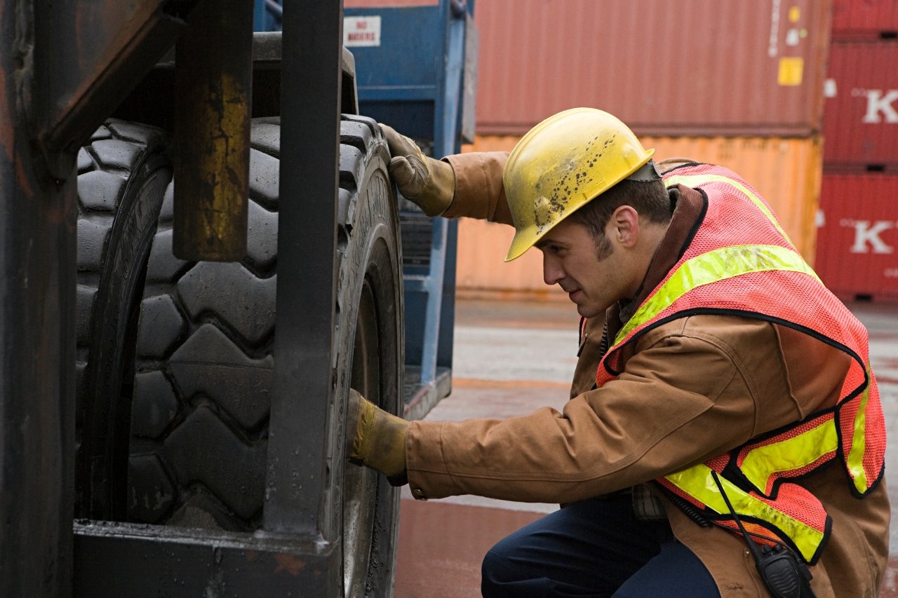 fleet tyre services Papatoetoe, business tyre solutions Auckland, commercial tyres Papatoetoe, truck tyres Papatoetoe, van tyres Papatoetoe, ute tyres Papatoetoe, fleet tyre management Auckland, corporate tyre solutions Papatoetoe, mobile tyre service Papatoetoe, emergency tyre replacement Auckland, company car tyres Papatoetoe, affordable fleet tyres Auckland, fleet wheel alignment Papatoetoe, commercial wheel balancing Auckland, business tyre packages Papatoetoe, bulk tyre deals Auckland, tyre services for businesses Papatoetoe, reliable fleet tyre service Auckland, Mann Tyres business solutions, tyres for fleets Papatoetoe