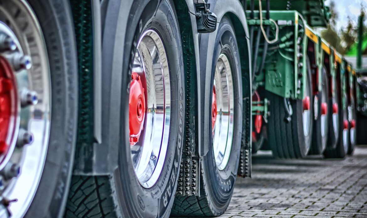 Truck Tyre Supplier Auckland providing heavy vehicle tyre services
